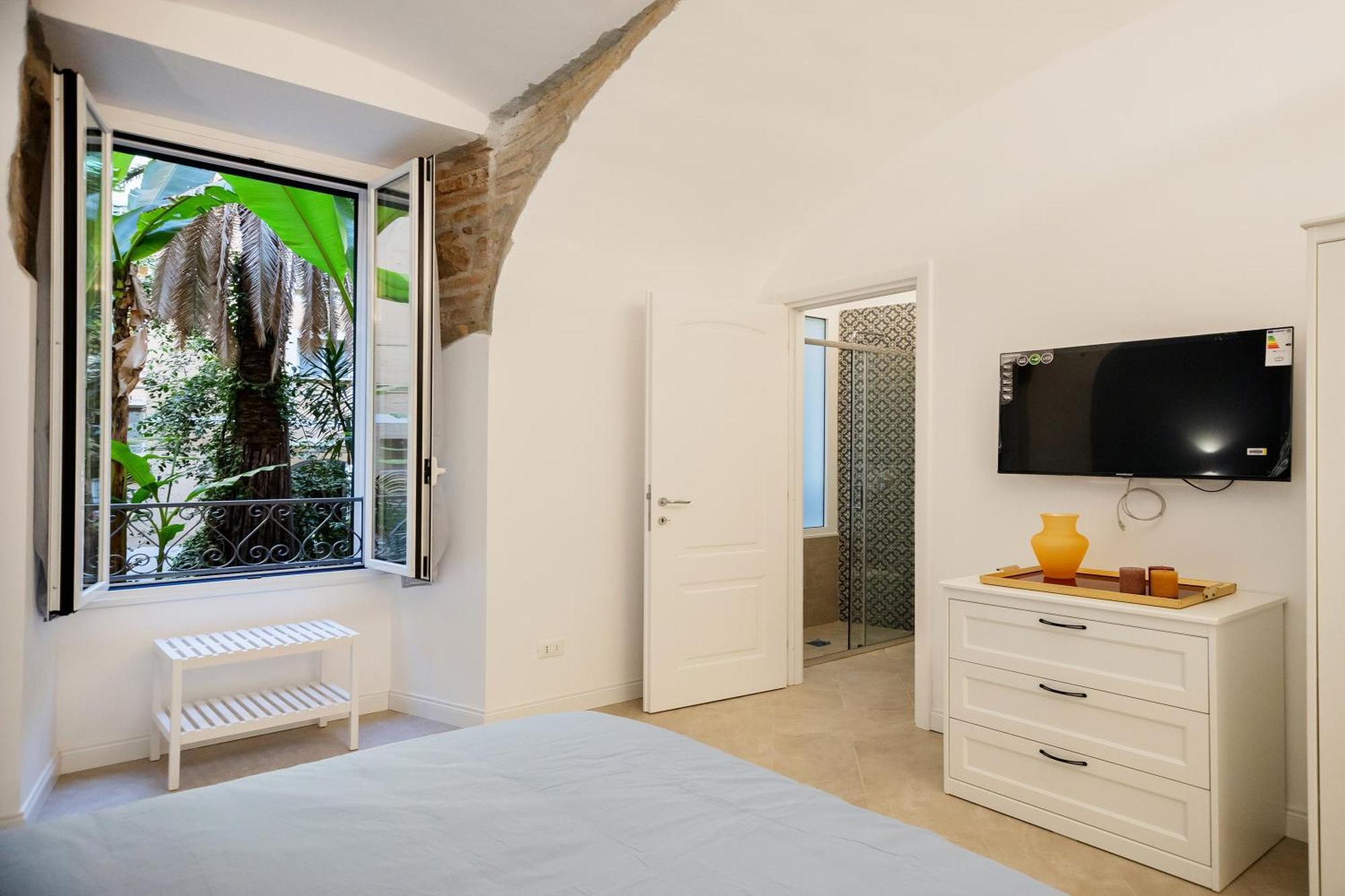 Live Roma - Chez Le Roi Luxury Apartment Exteriör bild